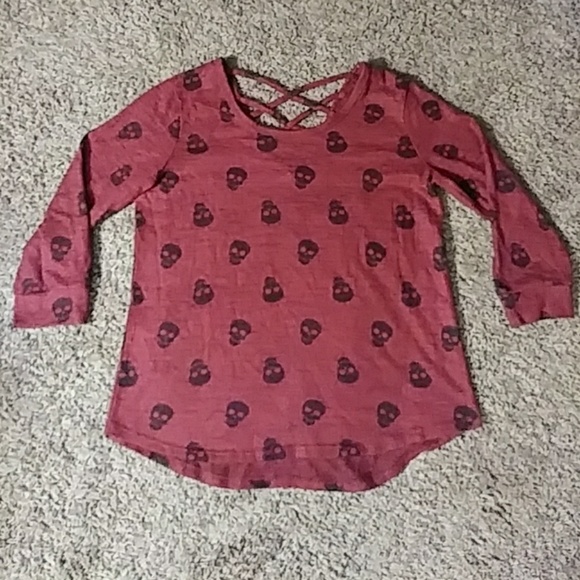 Sweaters - Skull Sweater w Lattice Back